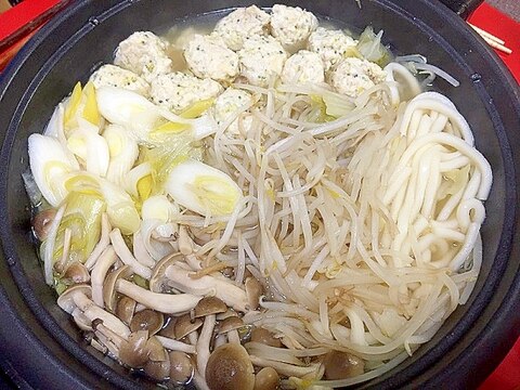 鶏団子と深谷ねぎの塩鍋